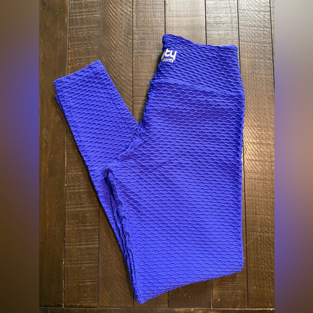 Booty by Brabants leggings. One size. - Picture 2 of 2